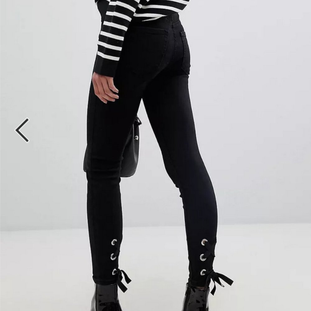 NWOT Pieces Black Skinny Jeans With Lace Up Back Detail